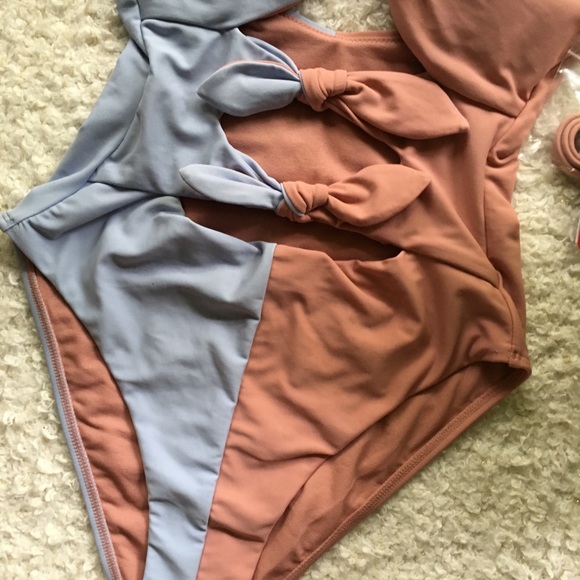 🚫SOLD. NWT Gossip Strapless one piece bikini - Picture 3 of 8